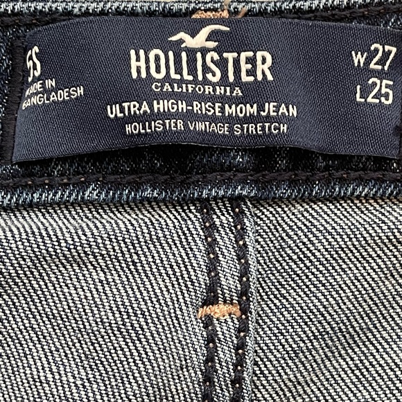 Hollister ultra high rise mom Jean - Picture 7 of 8